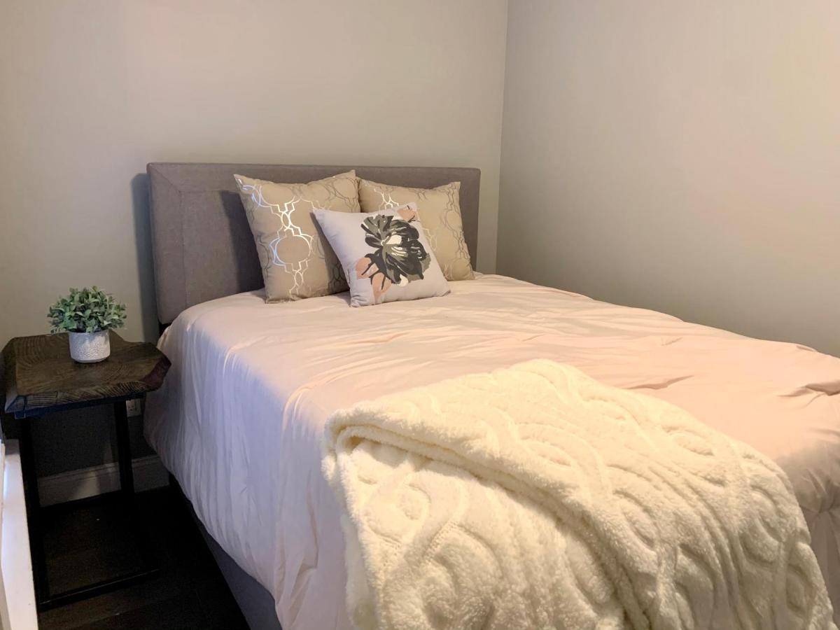 Spacious 5Br 2Bath Close To Niagara Falls And Casino Extérieur photo